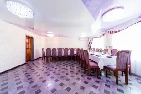 Hotel - 8