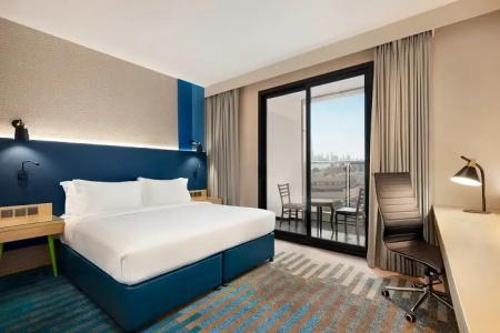 La Quinta by Wyndham Dubai Jumeirah - 17