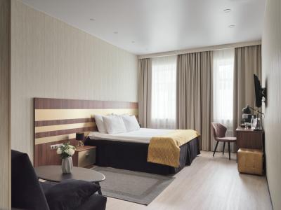 Дипломат - 114