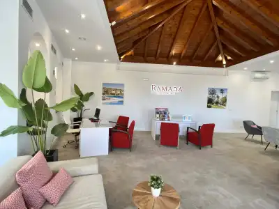 Resort Ramada & Suites by Wyndham Costa del Sol - 7