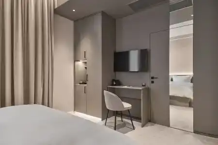 SLIDE Bleisure & MICE - 50