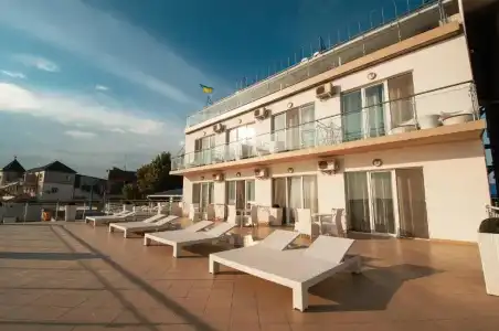 VIP Paris Yacht Hôtel & Spa - 8