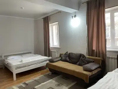 Almaty Five Seasons&Hostel - 18