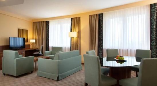 Hilton Garden Inn Riverside - 16