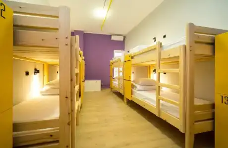 Bee Station - Hostel - 22
