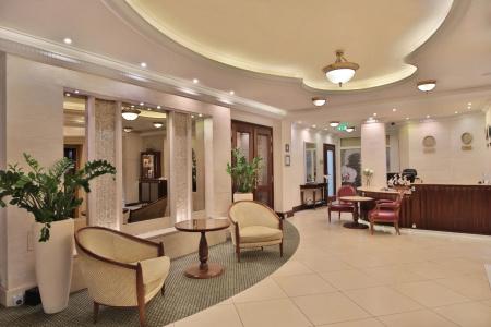 Retro Riverside Wellness Resort - 8