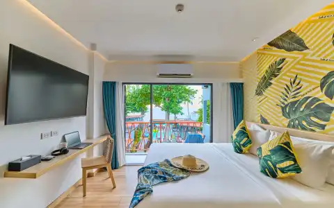 Lub d Koh Samui Chaweng Beach Hostel - 11