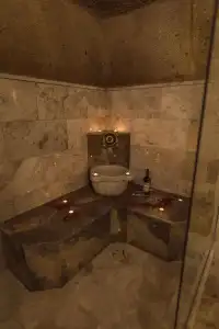 Solo Cave Suites - 109