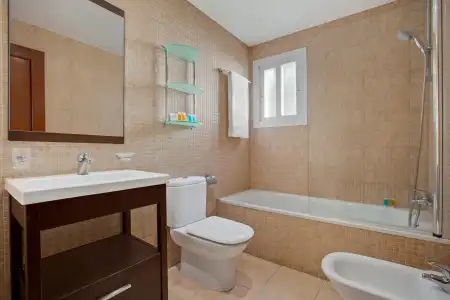 Resort Ramada & Suites by Wyndham Costa del Sol - 137