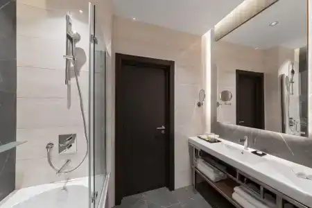 Megapolis Naberezhnaya - 83