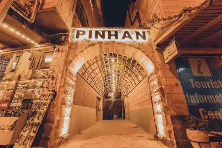 Pinhan Cave Suites - 3