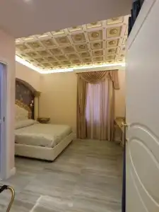Impero Vaticano Suites Guest House - 9