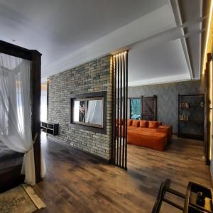 Nochnoy Kvartal - 196