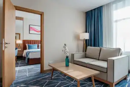 Ramada by Wyndham - 26