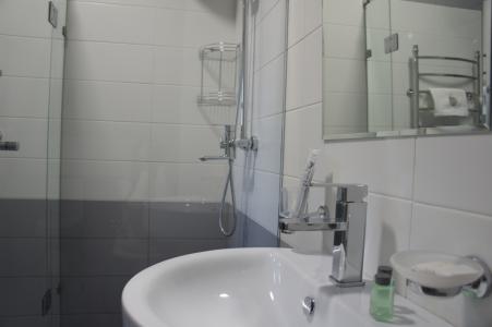 B&B Centre - 108