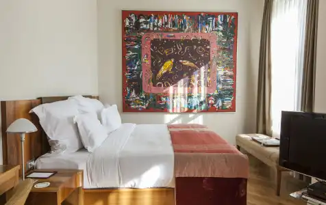 Tomtom Suites - 9