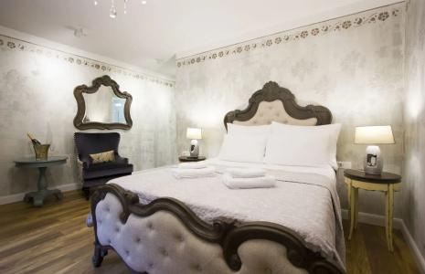 Plaza Marchi Old Town - Mag Quaint & Elegant Boutiques - 78
