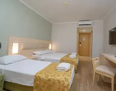 White Lilyum - All Inclusive - 3
