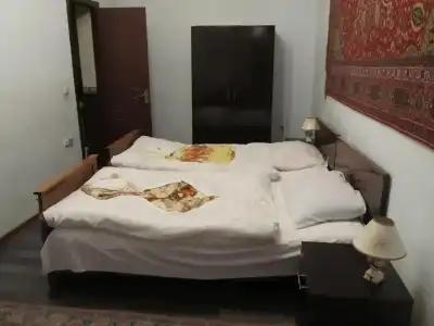 Artush & Raisa B&B - 7