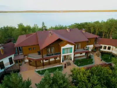 Dom U Ozera Boutique-hotel - 32