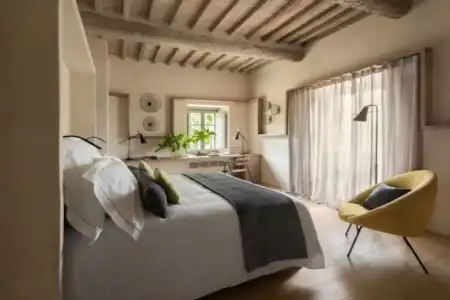 Badia di Pomaio small luxurys of the world - 42