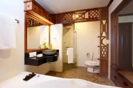 The Hotspring Beach Resort & Spa - 36