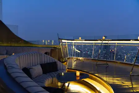 lebua at State Tower - 23