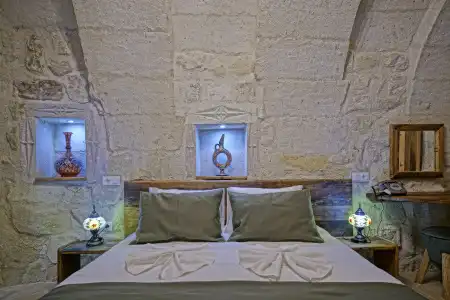 Vigneron Cave - 22