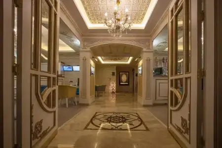 Empire Suite - 2