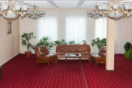 Sovetskaya - 33