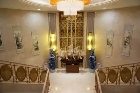 Soluxe Almaty - 5
