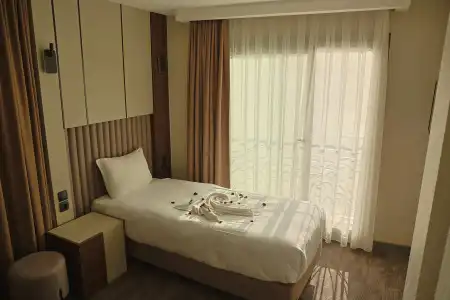 Monalisas Kusadasi - 28