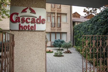 Cascade - 19