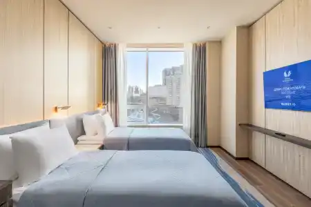 Rodina Residences - 102