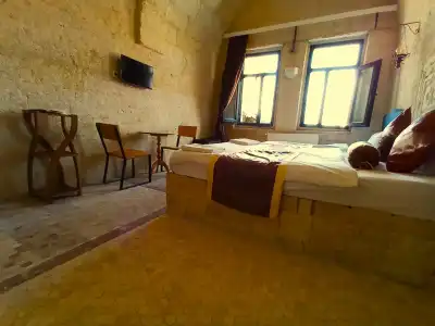 Stone Age Mansion - 150