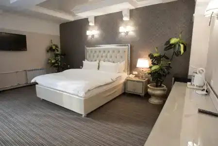 Zolotoy Drakon - 103