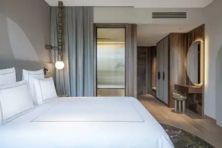 Swissôtel - 18