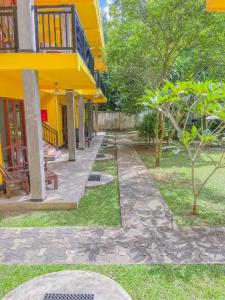 OYO 401 Easy Living - 15