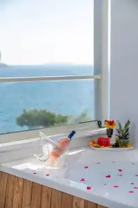 Kas Marin - 2
