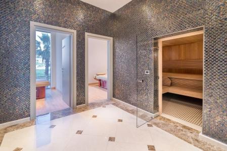 The Grand Gloria - 36