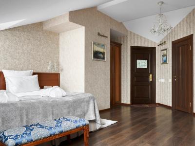 Ekaterina - 41