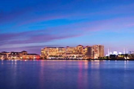 The Ritz-Carlton Abu Dhabi, Grand Canal - 10