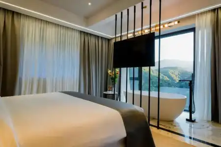 Mounthree Resort - 2