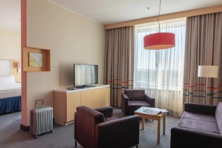 Park Inn by Radisson - 5