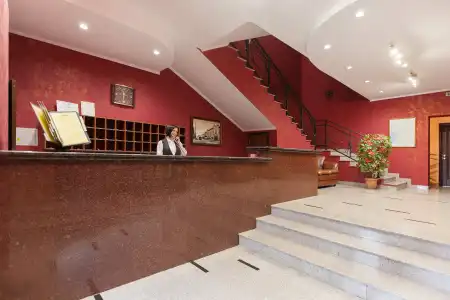 Regina-Universitetskoy - 4
