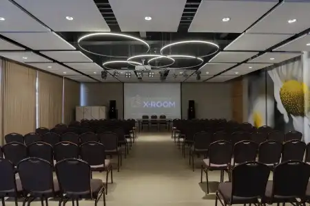 X-ROOM - 13