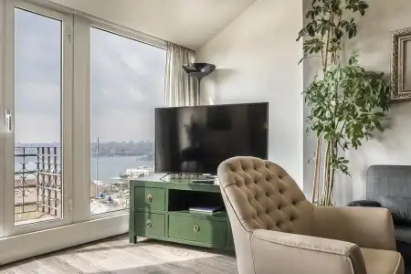 Ansen Suites - 208