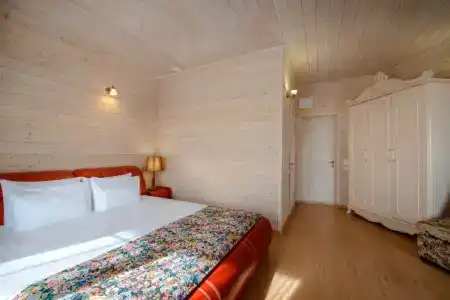 Ozero Divnoe Park-Hotel - 56
