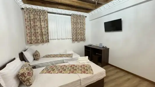 Mahbubakhon Guest House - 19