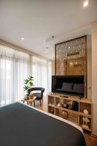 Monday by Dnt Group - 53